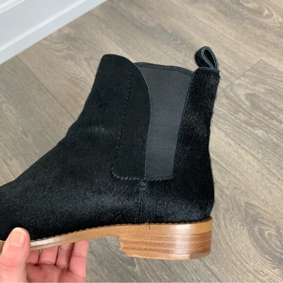 1. State Women’s Chelsea Boots Pony Hair Black Pull on Round toe Booties Size 6 - Picture 12 of 16